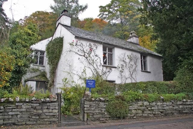 Thomas De Quincey - Dove Cottage. This tiny cottage is a magnet for tourists from all over the world, as it was once the home of the poet William Wordsworth and is now a museum. It is actually situate