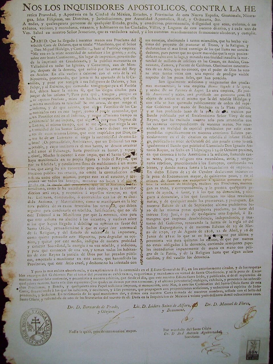 Miguel Hidalgo Y Costilla - Edicto contra Miguel Hidalgo. Archivo General de la Nación de México.
Fuente: Memoria de las revoluciones N°5 (2009) ISBN 978-607-7748-04-5