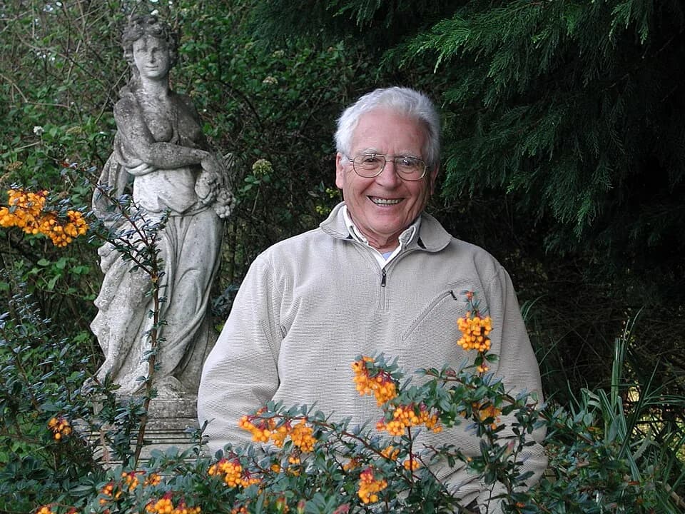 James Lovelock - James Lovelock, scientist and author best known for the Gaia hypothesis. Photograph taken in 2005 by Bruno Comby of Association of Environmentalists For Nuclear Energy. Original at ht