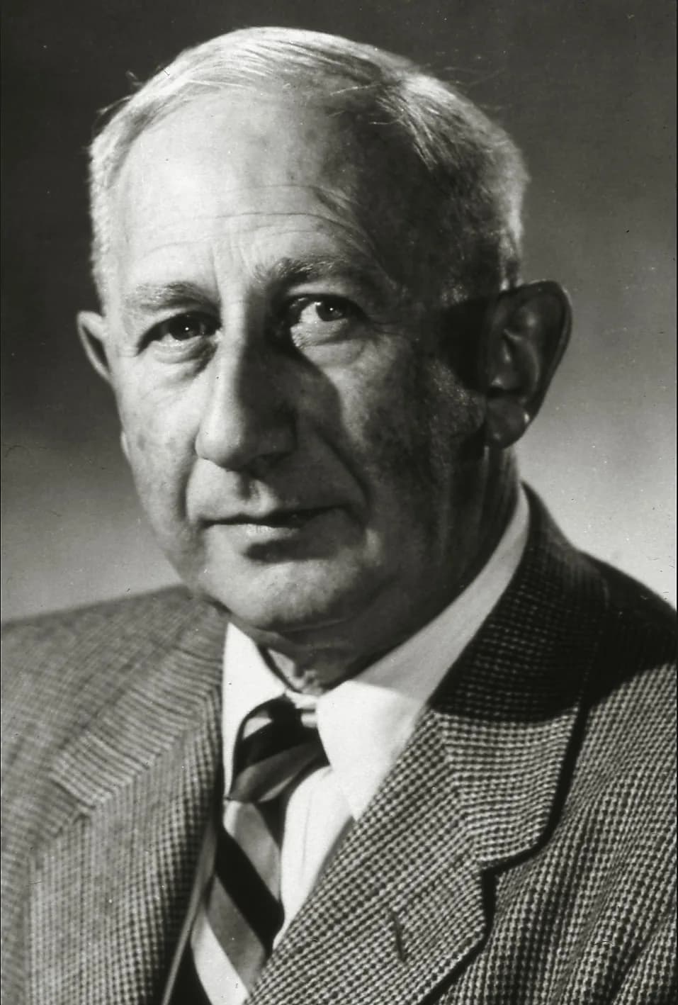 Walter Baade - Walter Baade (1893-1960), astronomer (Photo courtesy Mt. Wilson Observatory)