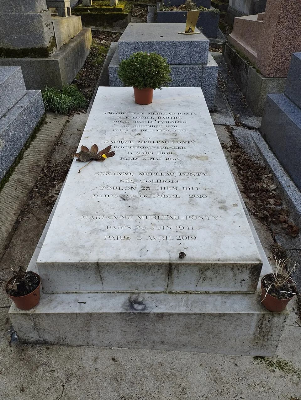 Maurice Merleau-Ponty - Tombe de Maurice Merleau-Ponty au cimetière du Père-Lachaise.