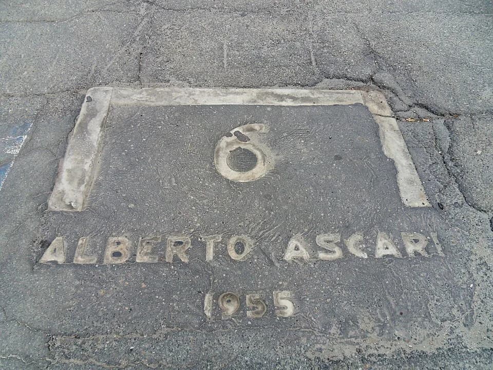Alberto Ascari - A placque carved in the road of Parco del Valentino in Turin to remember Alberto Ascari pole position in 1955.