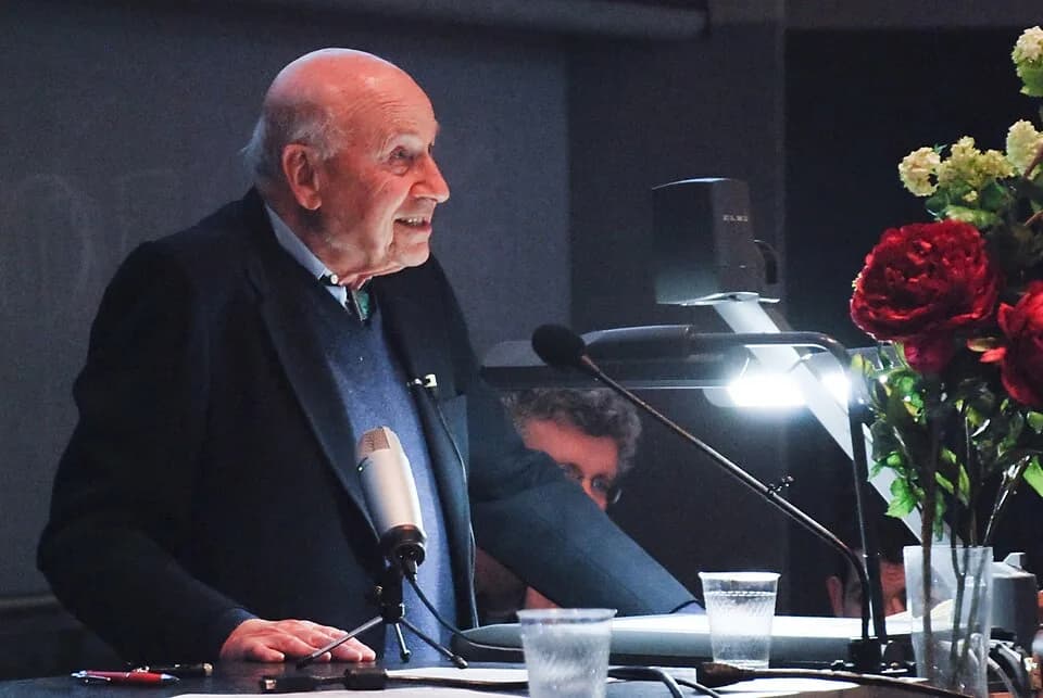 Walter Kohn - Walter Kohn in May 4 2008.jpg
