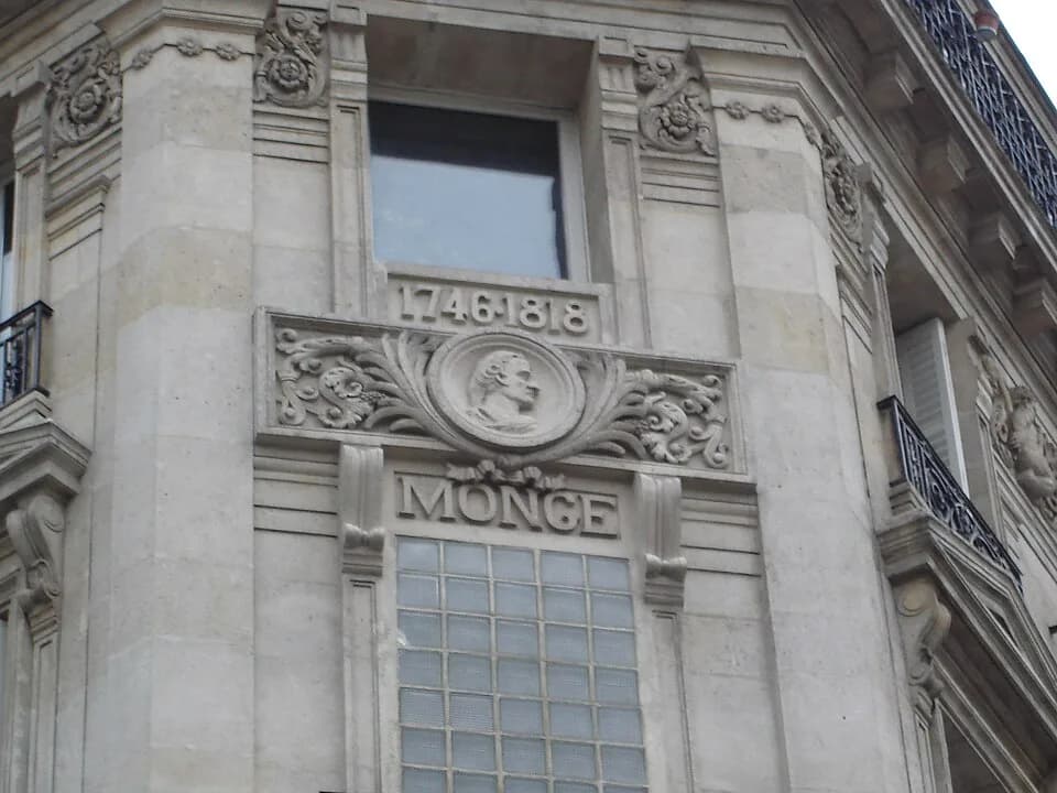 Gaspard Monge - Rue des Bernardins, n° 50; Bas relief medallion with the head of the mathemetician Monge.
