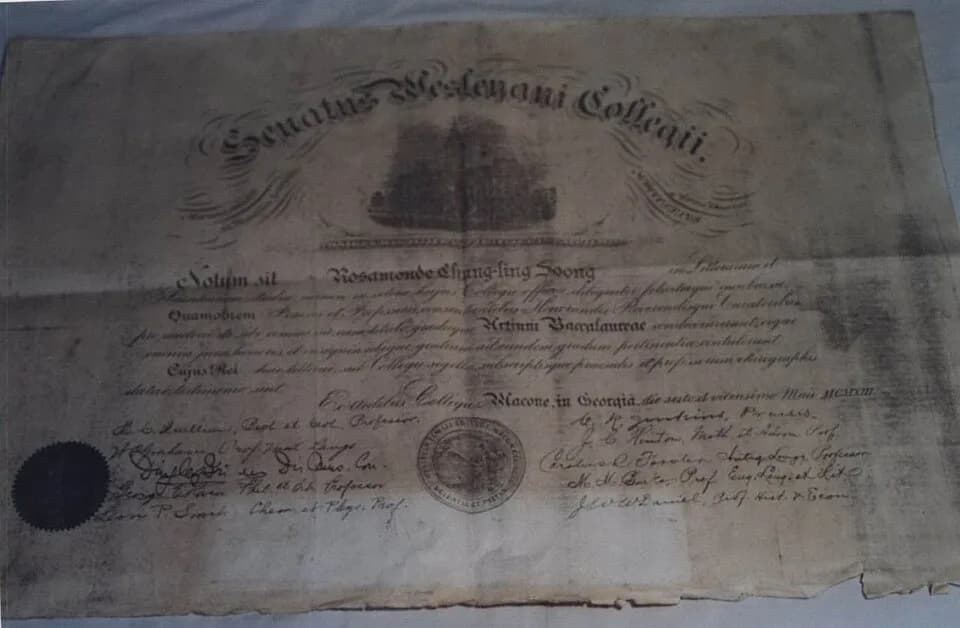 Soong Ching-ling - Soong Ching-ling's diploma
