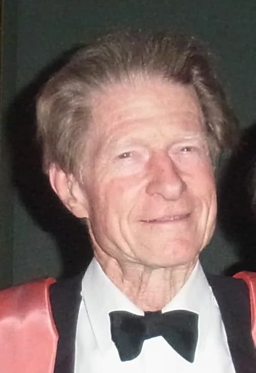 John Gurdon - Professor Sir John Gurdon, winner of Nobel Prize for Physiology or Medicine 2012, at the annual Scholar's Dinner of Magdalene College, Cambridge, 10 October 2012