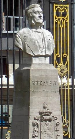 Auguste Beernaert - Auguste Beernaert (1829-1912), Belgian politician and prime minister; winner of the Nobel Prize for Peace in 1909
Statue by Louis Mascré (1871-1929) in Oostende, Belgium

Cropped v