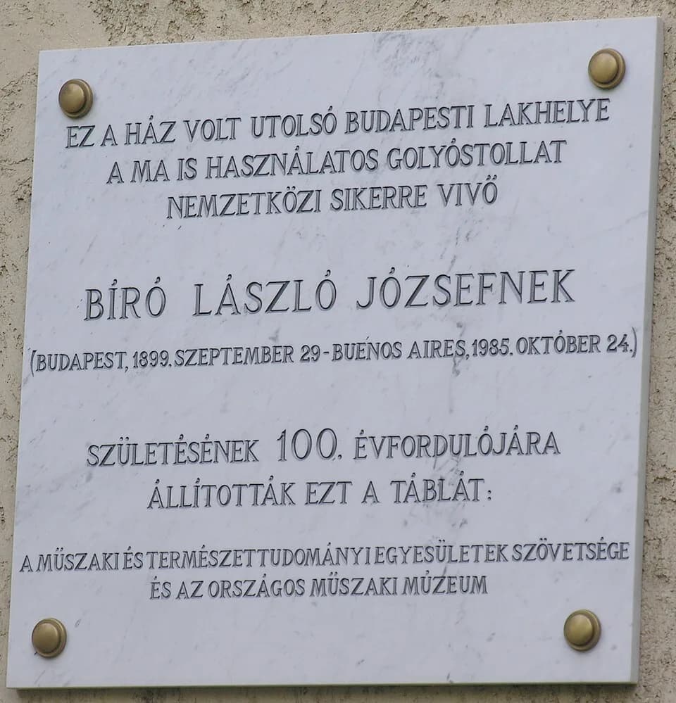 László Bíró - Commemorative plaque of László József Bíró (Budapest District II, Cimbalom Street No 12)