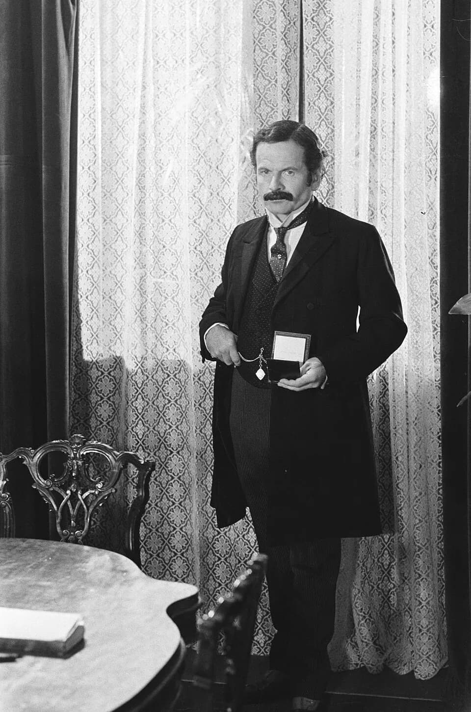 Ian Holm - HTV production on the life of Lloyd George with the actor Ian Holm playing the main character