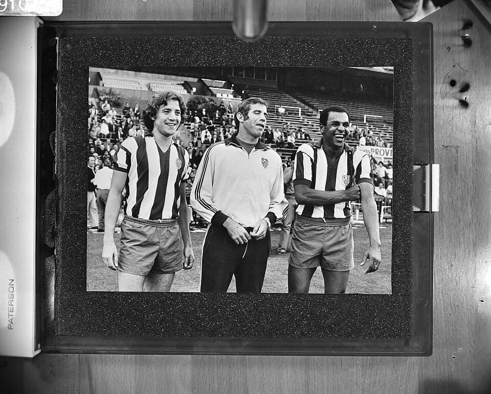 Luis Aragonés - Collectie / Archief : Fotocollectie Anefo
Reportage / Serie : Voetbalwedstrijd Europacup 2 halve finale, Atletico Madrid - Hamburger SV: 3-1
Beschrijving : Trainer Luis Aragonés van At