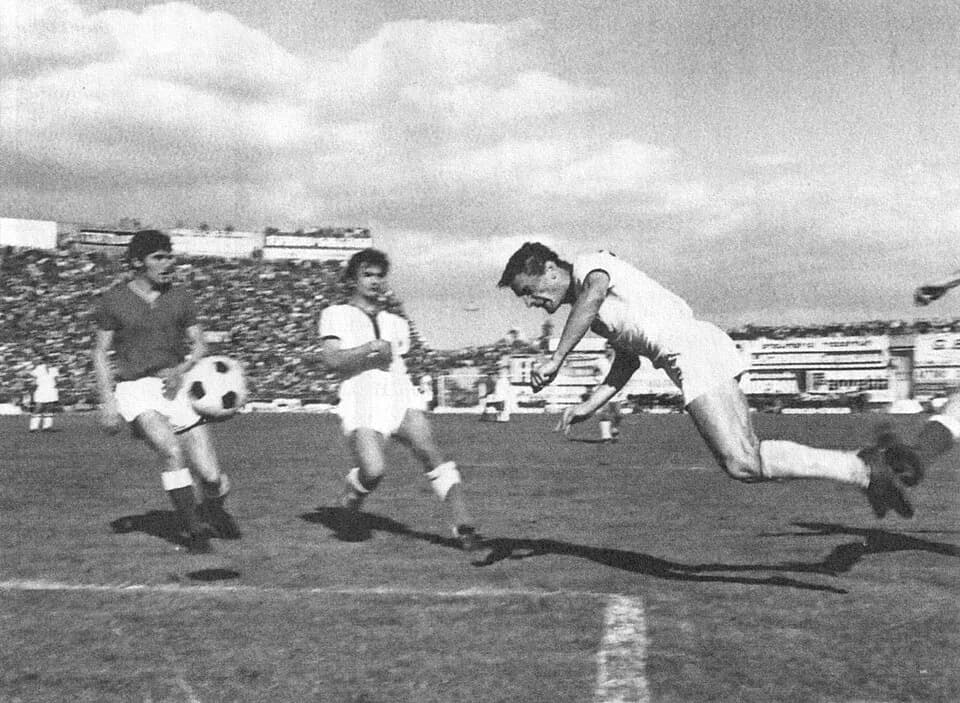 Gigi Riva - Cagliari (Italy), Amsicora Stadium, April 12, 1970. US Cagliari – AS Bari (2-0), Matchday 28 of the Italian League 1969–70 Serie A: Cagliari's forward Luigi "Gigi" Riva (right), near his t