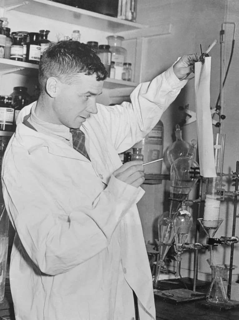 Richard Laurence Millington Synge - 1952 Press Photo Dr. Richard L.M. Synge: Nobel Prize Chemistry 1952 - KSB00649