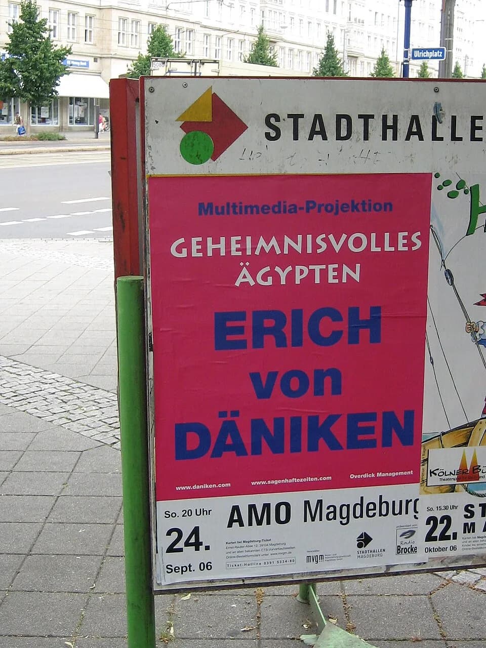 Erich von Däniken - Veranstaltungsplakat mit Erich von Däniken