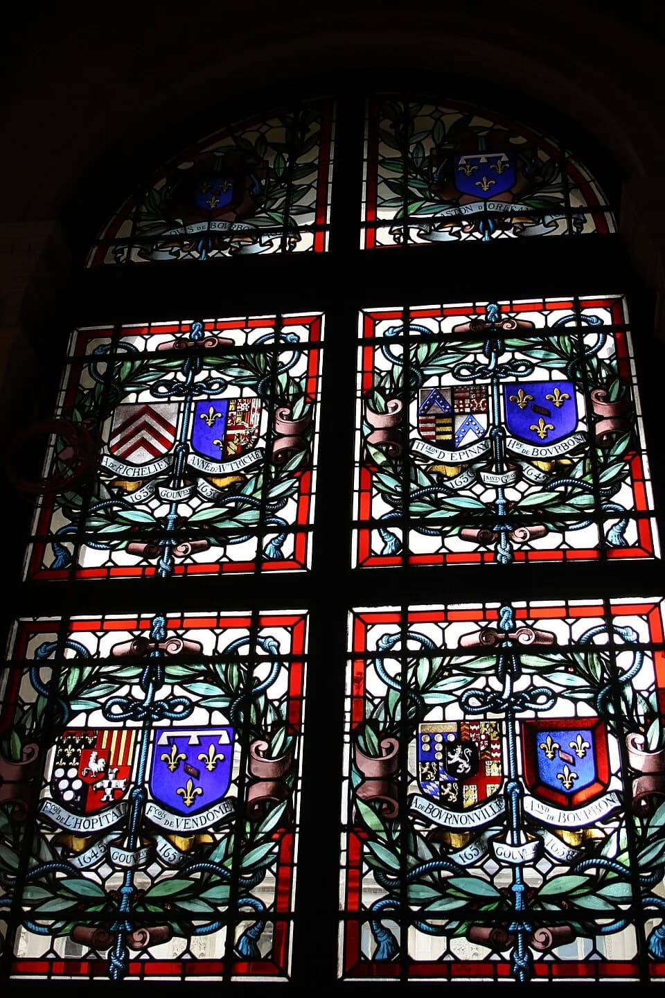 Anne of Austria - Bleiglasfenster im Rathaus von Paris (4. Arrondissement), "galerie du conseil", Darstellung: Wappen der Prévôt des marchands de Paris