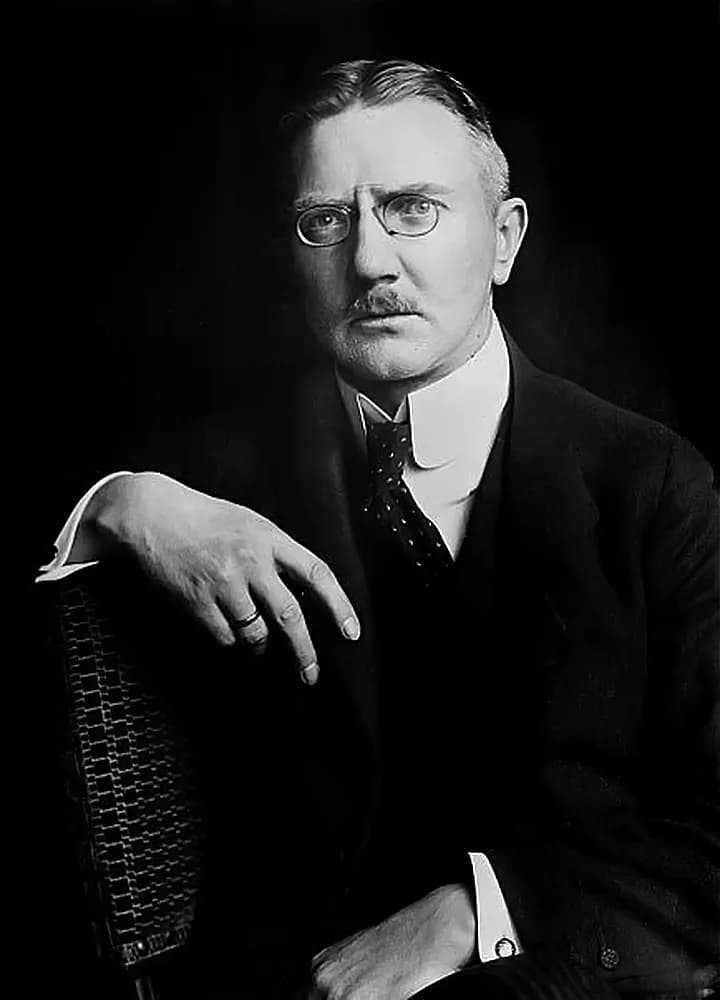 Hjalmar Schacht - Hjalmar Schacht (1877 – 1970), President of the Reichsbank