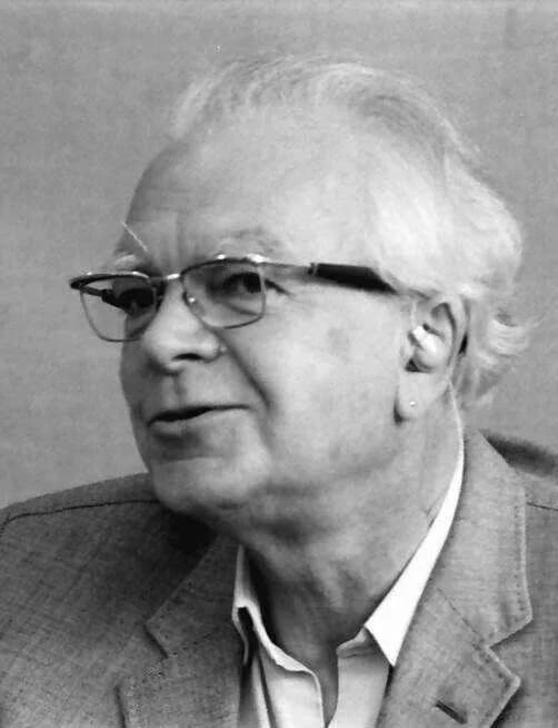 Peter D. Mitchell - Photograph by Willy Pragher