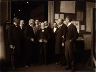 Henri La Fontaine - Paul Otlet and Henri La Fontaine welcome Andrew Carnegie for a visit of the international Museum at Cinquantenaire in Bussels i 1913