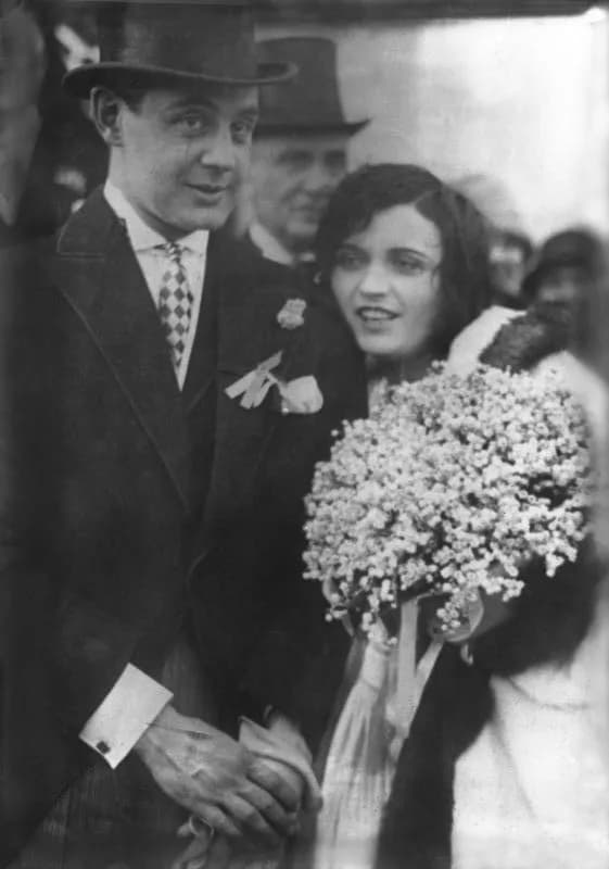 Pola Negri - For documentary purposes the German Federal Archive often retained the original image captions, which may be erroneous, biased, obsolete or politically extreme. Pola Negri, die berühmte F
