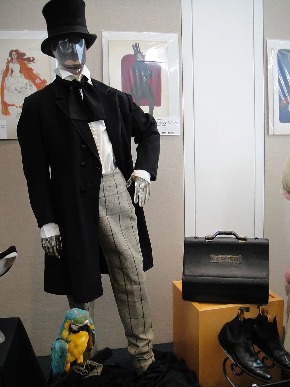 Rex Harrison - Rex Harrison "Dr John Dolittle" signature costume with top hat, shoes, prop parrot, and doctor bag from Doctor Dolittle (1967) at the Debbie Reynolds Auction Breaks Up Historic Hollywoo