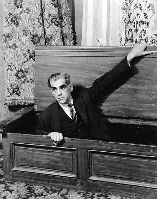 Boris Karloff - Photo of Boris Karloff as Jonathan Brewster from the Broadway presentation of Arsenic and Old Lace.