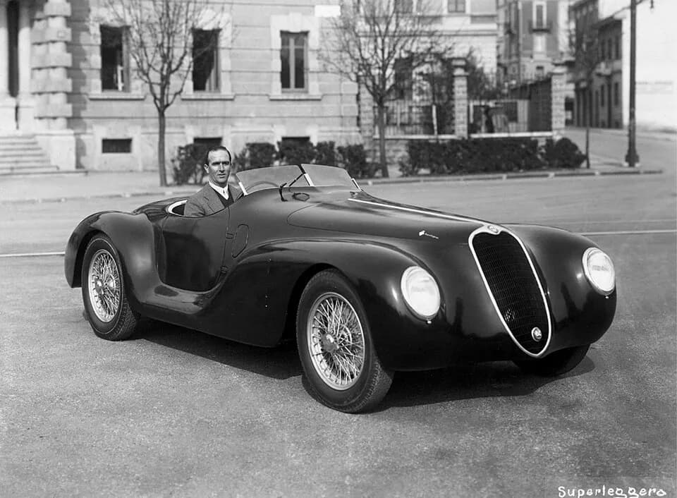 Giuseppe Farina - Giuseppe Farina in what looks like one of the three Alfa Romeo 6C 2500 SS "Torpedina Brescia" in 1940, when he competed with this kind of car in the Mille Miglia on 28 April 1940. Ho