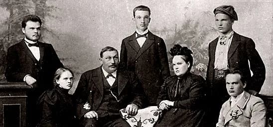 Konstantin Päts - Konstantin Päts with family