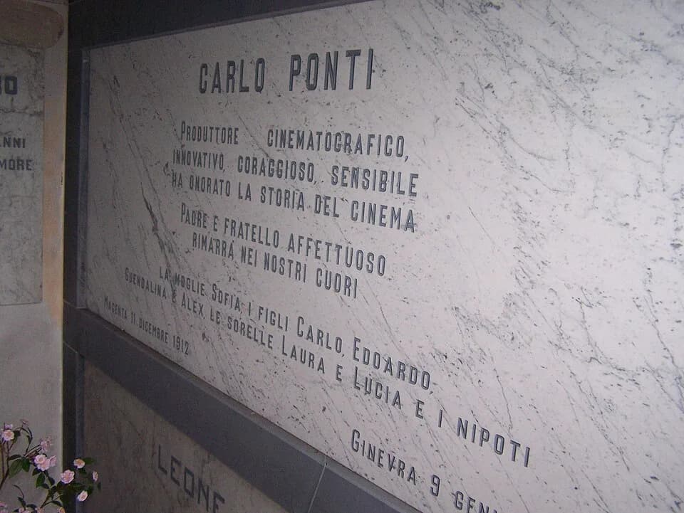 Carlo Ponti - Tomba di Carlo Ponti nel cimitero di Magenta (MI)