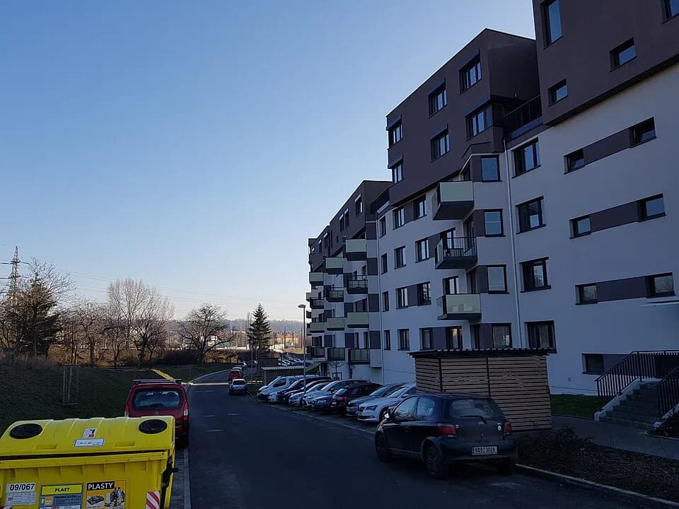 Ragnar Granit - Praha 9 - Hloubětín, ulice Granitova, pohled od severu (shora)