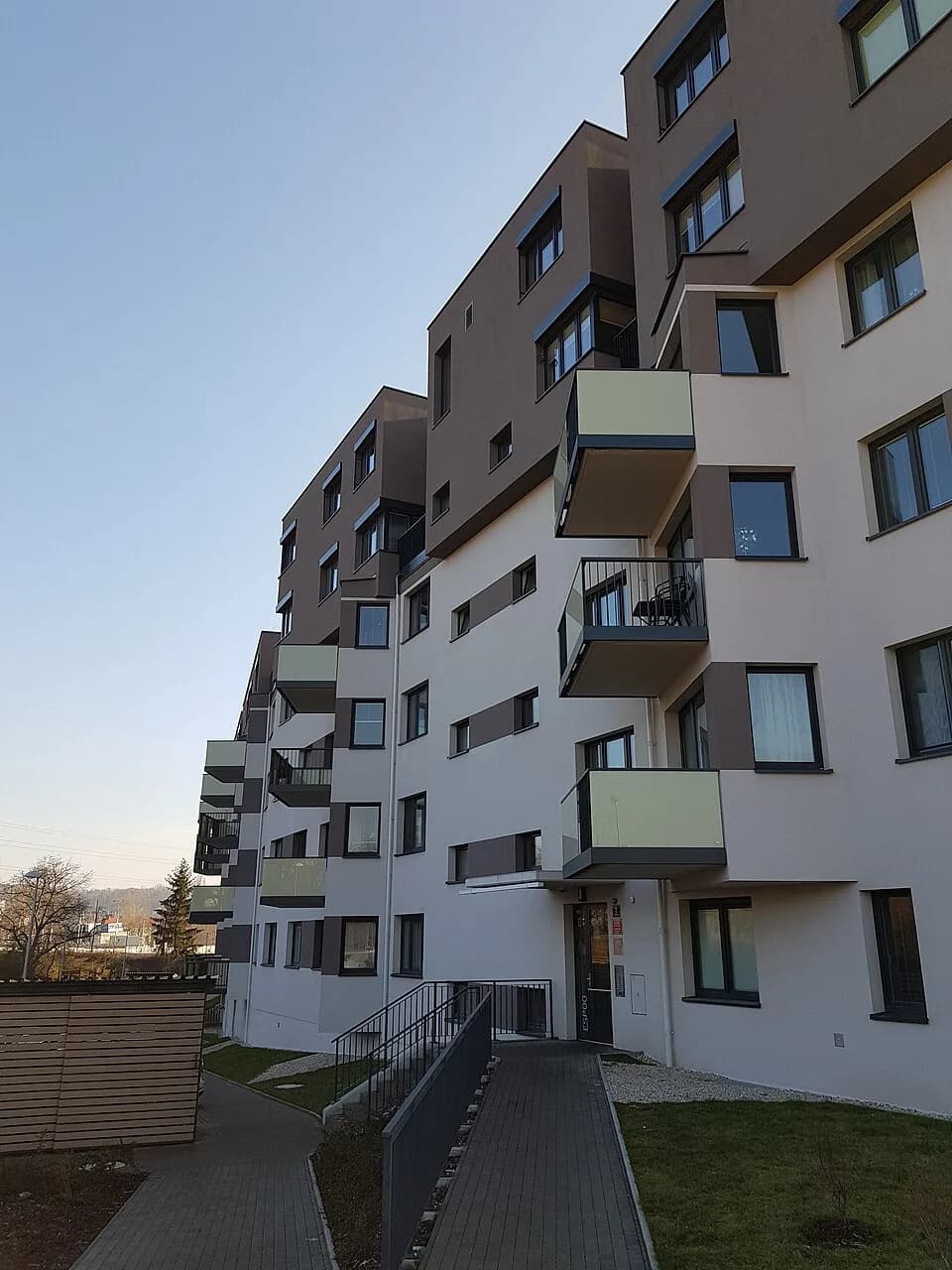 Ragnar Granit - Dům čp. 1115, ulice Granitova, Praha 9 - Hloubětín