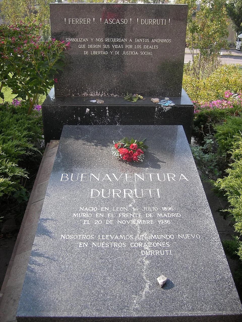 Buenaventura Durruti - Barcelona / Cementiri (Friedhof) de Montjuïc / Grab von Ferrer, Ascaso, Durruti