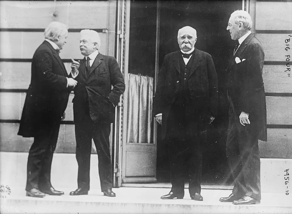 Vittorio Emanuele Orlando - Photograph of the Big Four at the Paris peace conference after World War I on May 27, 1919. From left to right: British Prime Minister David Lloyd George, Italian Premier V
