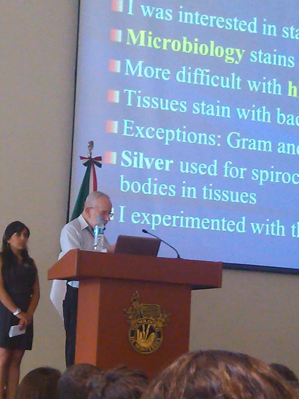 Robin Warren - Dr. John Robin Warren speaking at ITESM- Campus Ciudad de México
