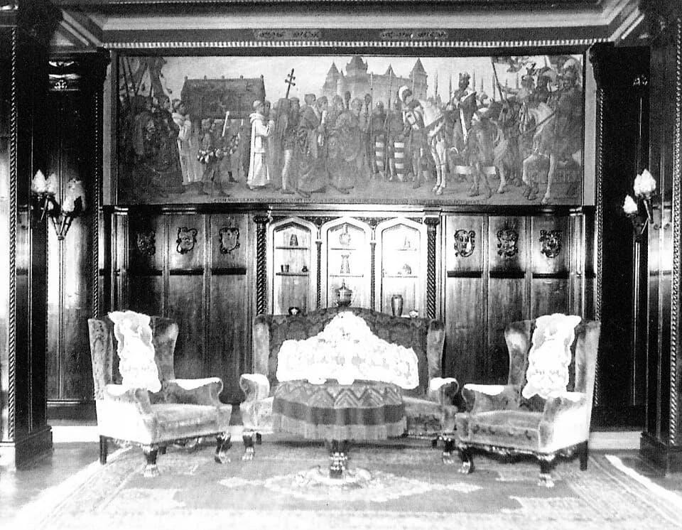 Louis I of Hungary - Painting by Ferenc Helbing (1930) in the Palace Hotel lobby, 1936, Lillafüred, Hungary. King Louis the Great receiving the relics of St. Paul the Hermit at the Castle of Diósgyőr 