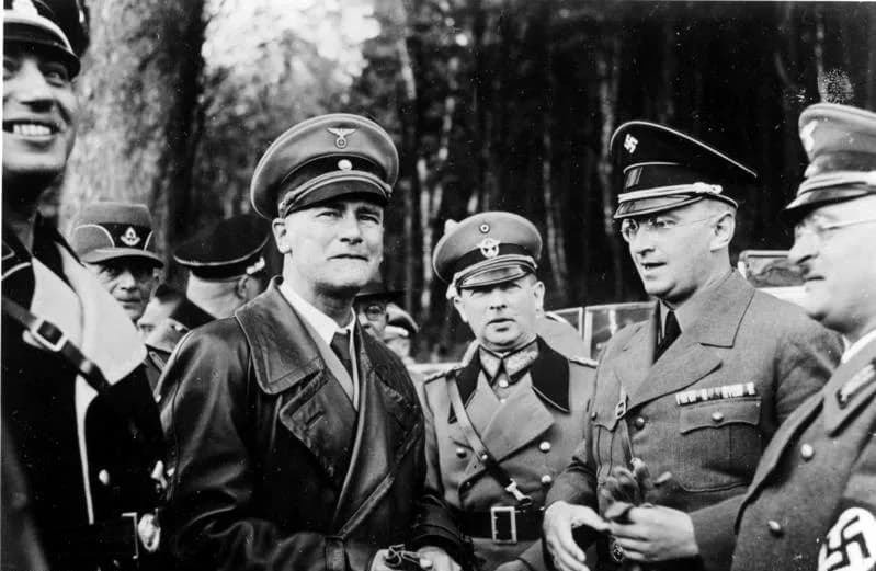 Wilhelm Frick - For documentary purposes the German Federal Archive often retained the original image captions, which may be erroneous, biased, obsolete or politically extreme. Staatsbesuch des Reichs