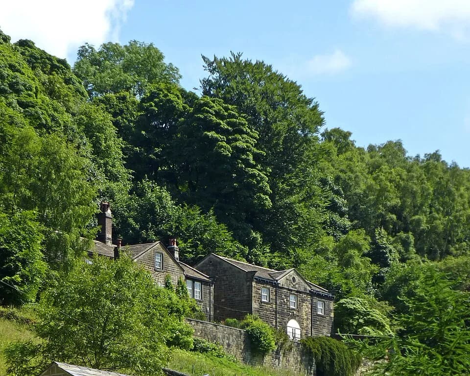 Ted Hughes - Lumb Bank
