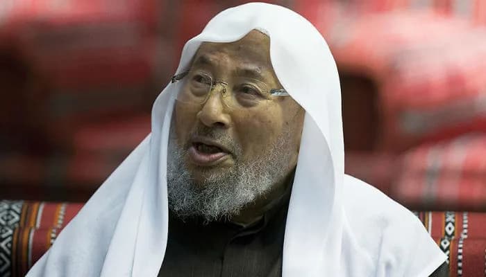 Yusuf al-Qaradawi - Shaykh Qaradawi meeting a group of students