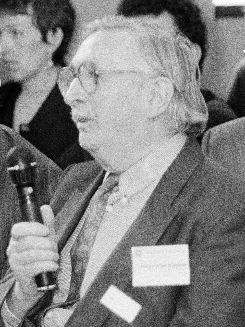 Godfrey Hounsfield - Taken at the Witness Seminar “Making the Body More Transparent: The Impact of Nuclear Magnetic Resonance and Magnetic Resonance Imaging” held by the History of Twentieth Century M