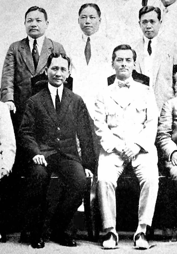Manuel L. Quezon - Senator Francisco T. Liongson (far left) with Speaker Sergio Osmeña, Senate President Manuel Quezon and Claro Recto