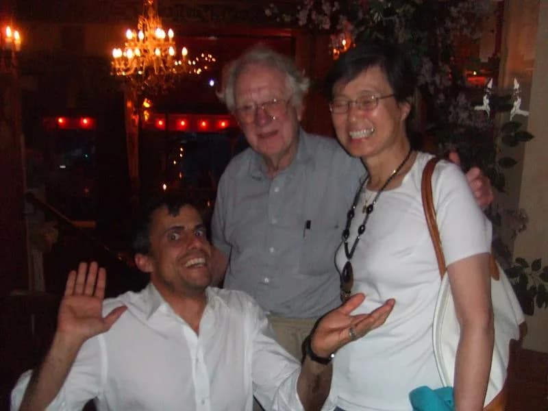 Oliver Smithies - Philipp Selenko is not worthy, in front of Nobel Prize winner Oliver Smithie and his wife Nobuyo Maeda.
