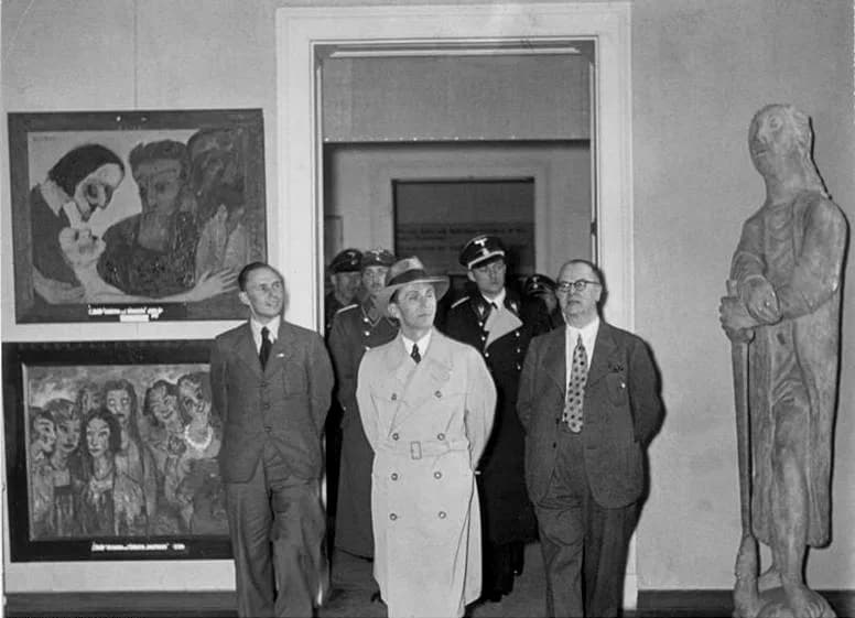 Emil Nolde - For documentary purposes the German Federal Archive often retained the original image captions, which may be erroneous, biased, obsolete or politically extreme. Reichsminister Dr. Goebbel
