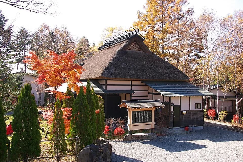 Yasujirō Ozu - 蓼科高原「無芸荘」小津安二郎の旧別荘、記念館。長野県茅野市