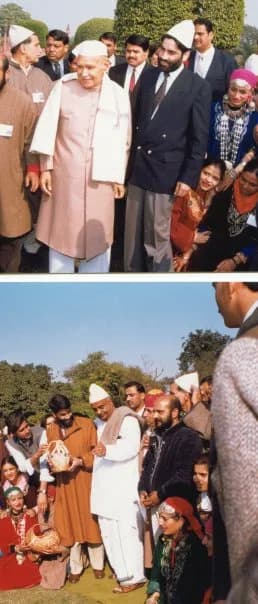 Shankar Dayal Sharma - With Dr, Shankar Dayal Sharma and Dev Goda..Presinde ond Prime Minister of India