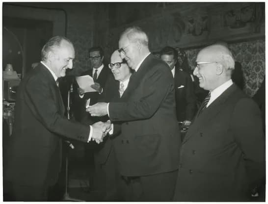 Giuseppe Saragat - Cerimonia per il 25° Anniversario dell'Assemblea Costituente
