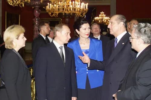 Thomas Klestil - ST PETERSBURG. Vladimir and Lyudmila Putin with Austria's President Thomas Klestil and his wife Margot Klestil-Loeffler at the State Hermitage museum.