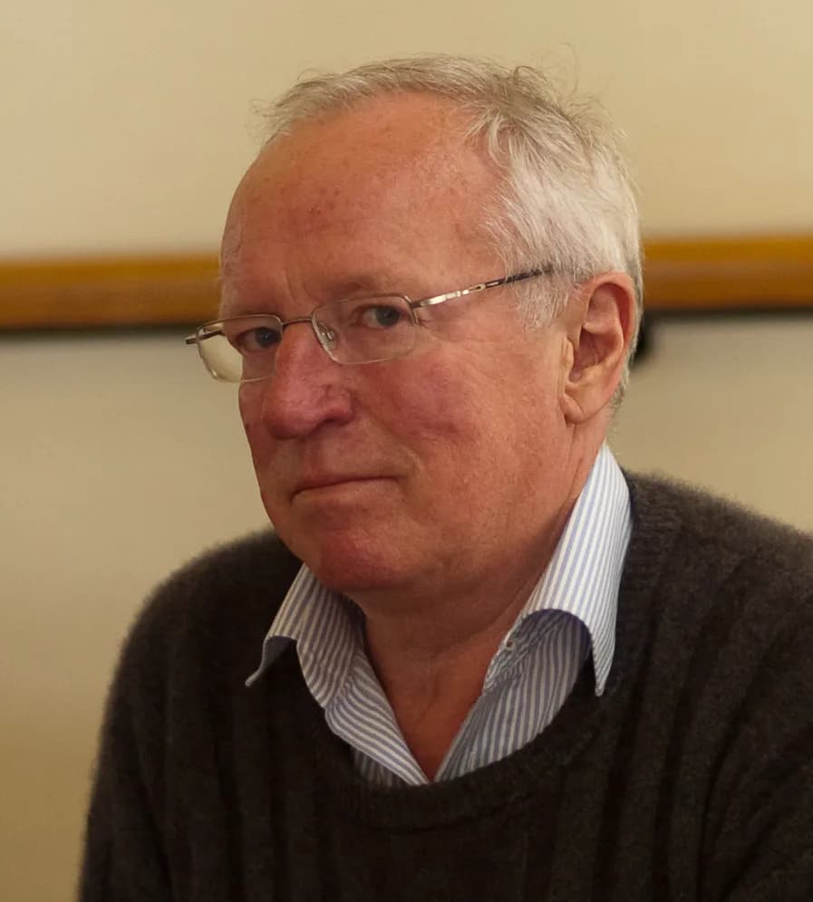 Robert Fisk - Robert Fisk at Al Jazeera Forum 2010