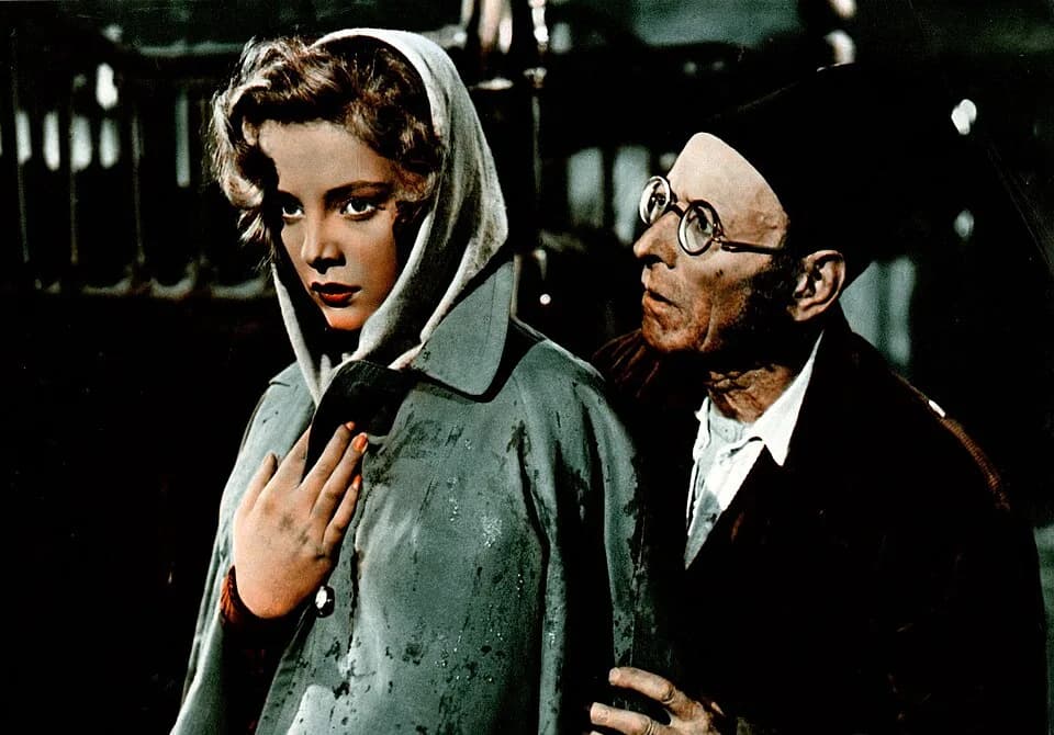Virna Lisi - screen from the Italian film 'Luna nuova (1955)