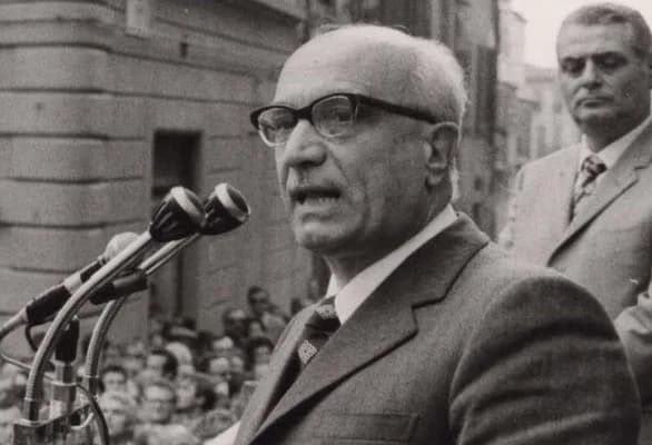 Amintore Fanfani - Amintore Fanfani