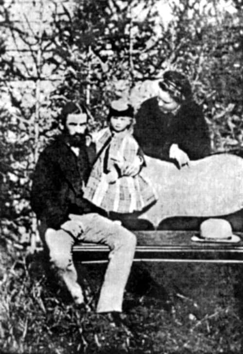 Elisabeth of Wied - Carol I of Romania, Queen Elisabeth and Princess Maria