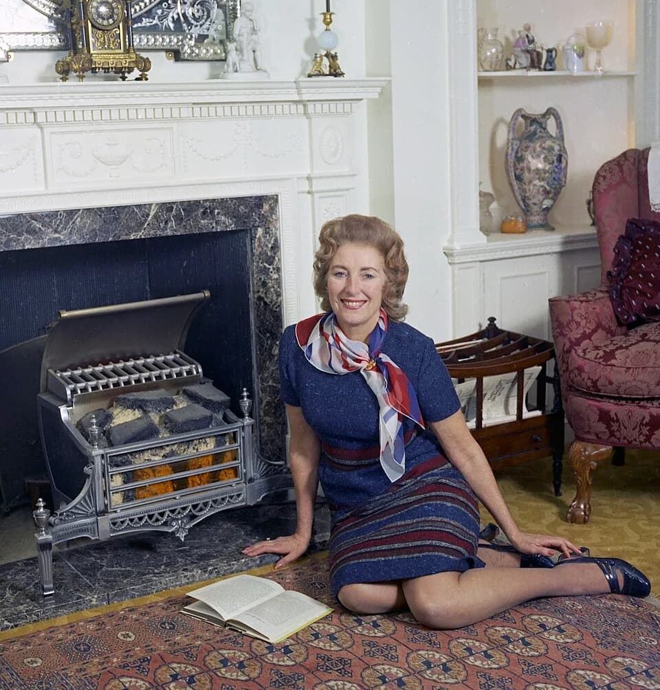 Vera Lynn - Dame Vera Lynn at home in Sussex England