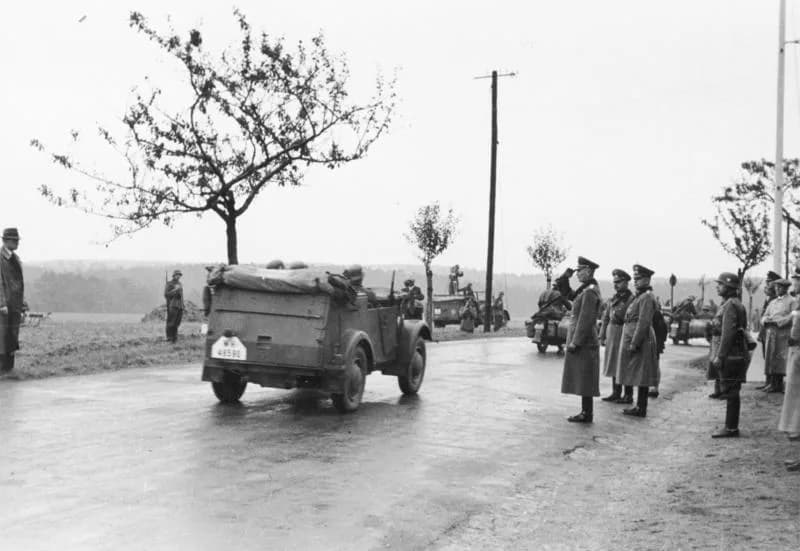 Fedor von Bock - For documentary purposes the German Federal Archive often retained the original image captions, which may be erroneous, biased, obsolete or politically extreme. Einmarsch in das Sudet